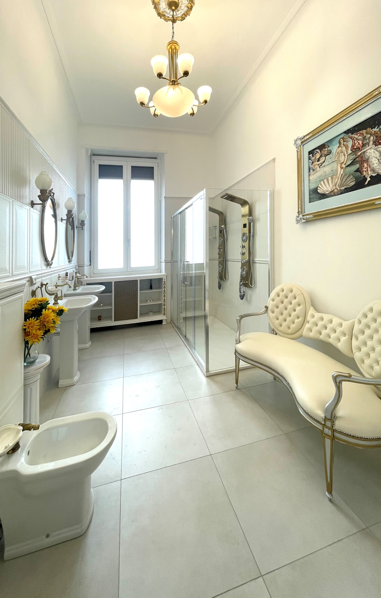 01_Claudia_bagno_Sr_01