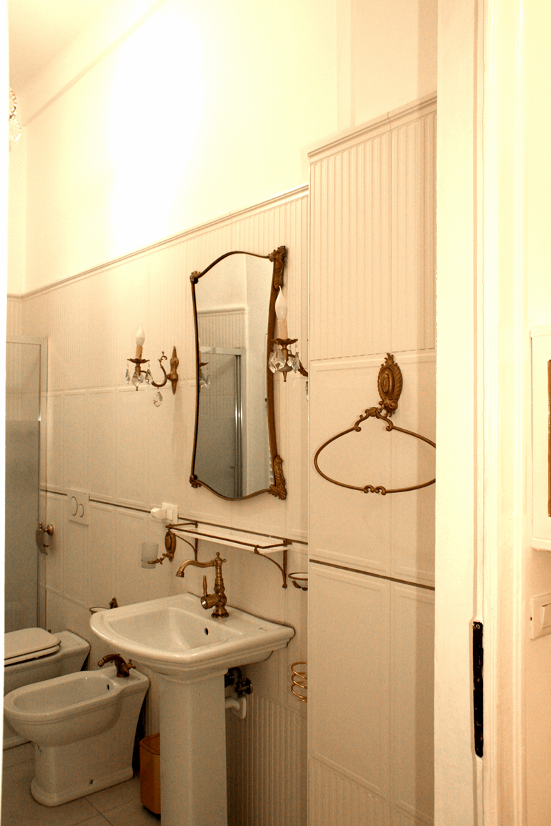 gall-04-carla-bagno-sk